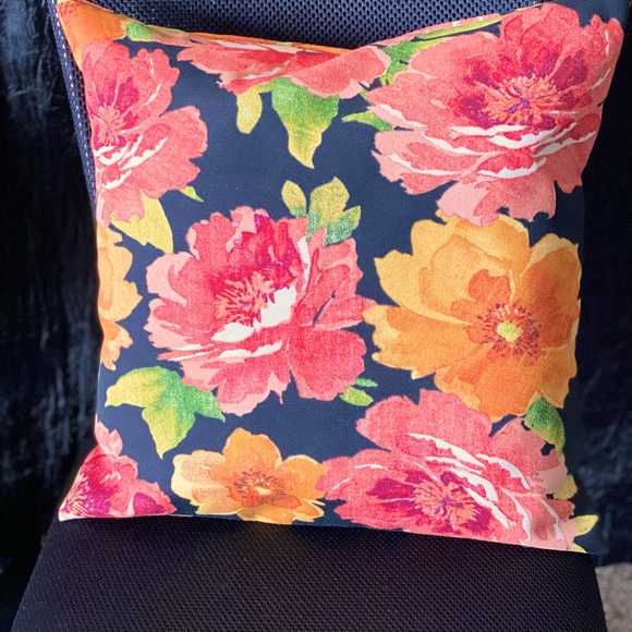 Floral Pillow Covers - Set of 2 - Picture 4 of 5